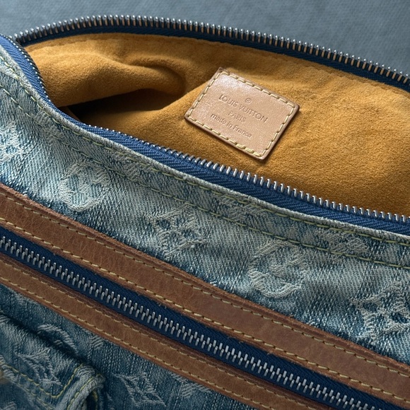 Louis Vuitton Blue Denim Shoulder Bag style “baggy” - Picture 5 of 5